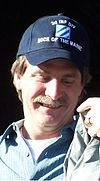 https://upload.wikimedia.org/wikipedia/commons/thumb/7/76/Us_mil_Foxworthy_0411_cropped.JPG/100px-Us_mil_Foxworthy_0411_cropped.JPG